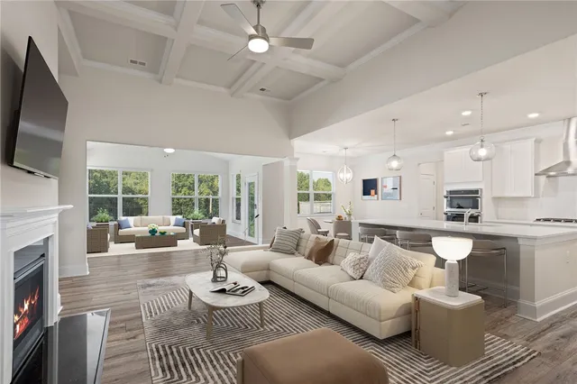 $525,642 | 318 Carriage Hl Drive, Easley, SC 29642