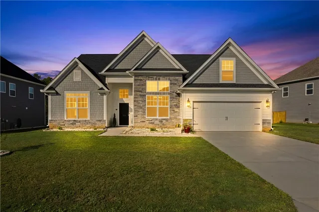 $525,642 | 318 Carriage Hl Drive, Easley, SC 29642