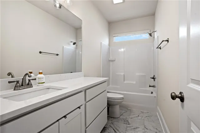 $533,642 | 318 Carriage Hl Drive, Easley, SC 29642