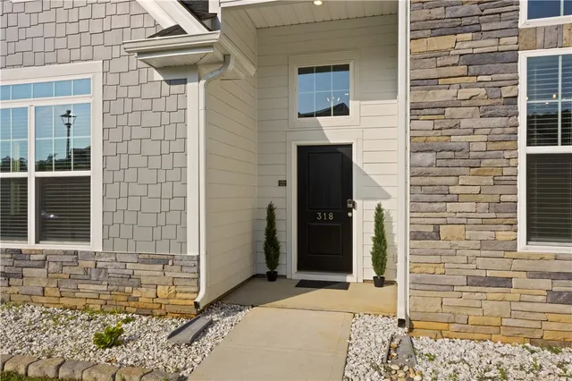 $525,642 | 318 Carriage Hl Drive, Easley, SC 29642