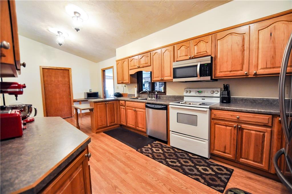 160 Blakely Road Butler, PA 16002 - Photo 5 of 21