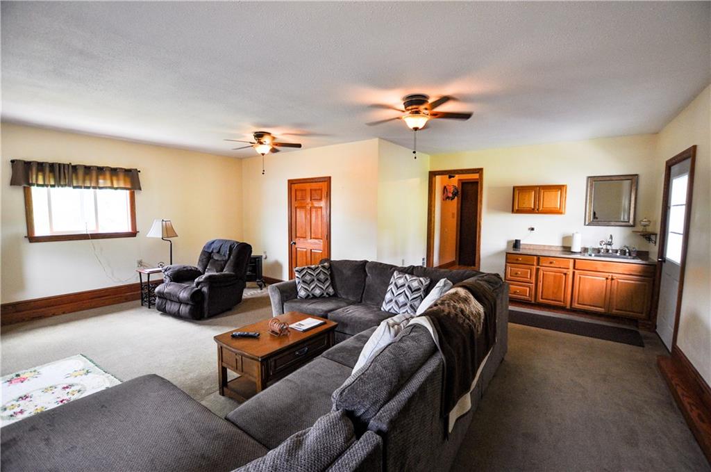160 Blakely Road Butler, PA 16002 - Photo 9 of 21