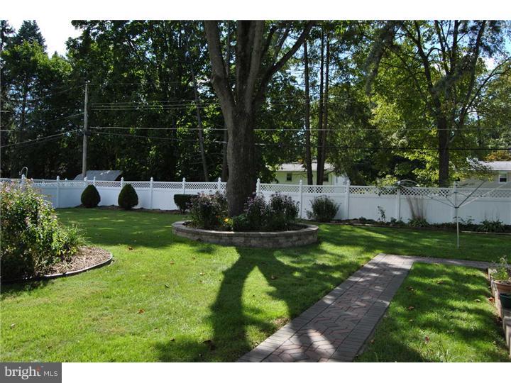 14 Austin Road Yardley, PA 19067 - Photo 18 of 18 Exterior Front