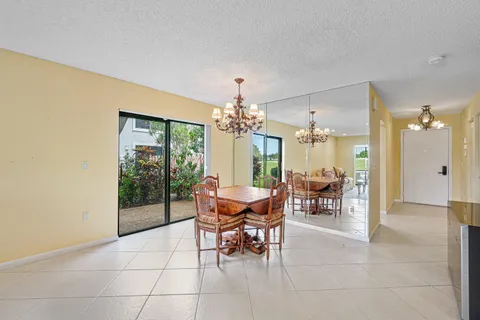 $64,900 | 21 Southport Lane, Unit C, Boynton Beach, FL 33436