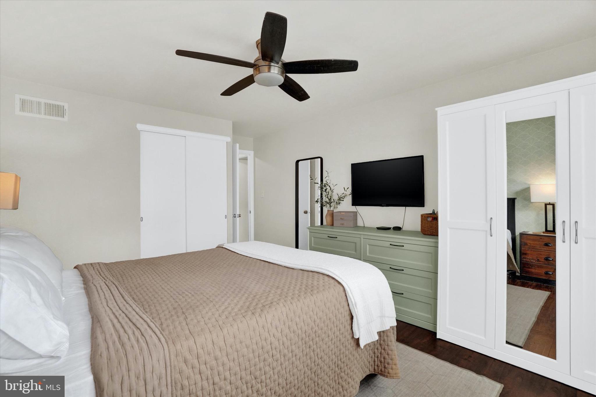 2453 Cambridge Road York, PA 17402 - Photo 14 of 30 Gallery Image 14