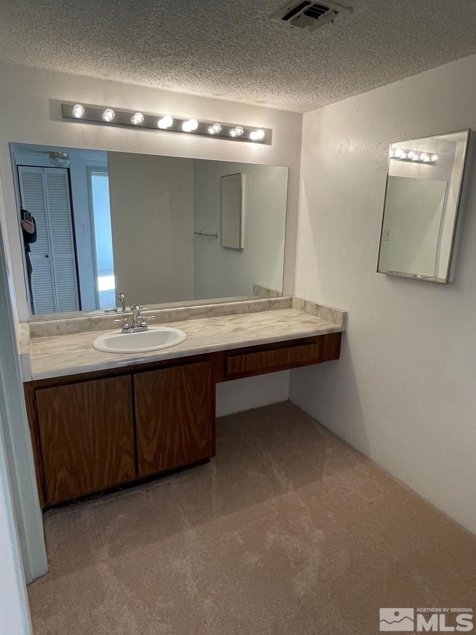 69 Vista Rafael Parkway Reno, NV 89503 - Photo 7 of 19 Photo 7