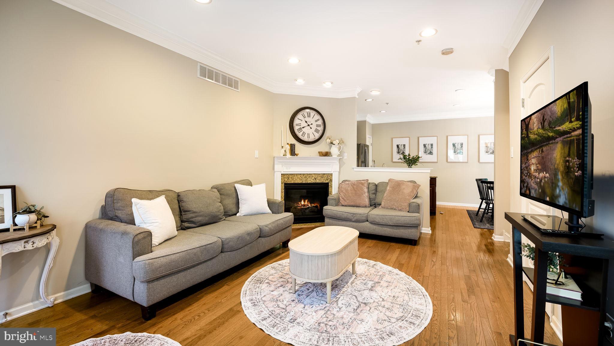 3752 William Daves Road, Unit 10 Doylestown, PA 18902 - Photo 6 of 28 Comfy main level living