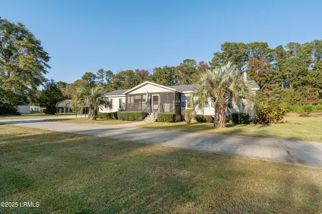 $199,889 | 160 Yemassee Highway, Yemassee, SC 29945