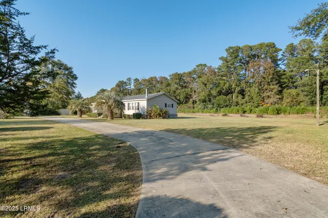 $199,889 | 160 Yemassee Highway, Yemassee, SC 29945
