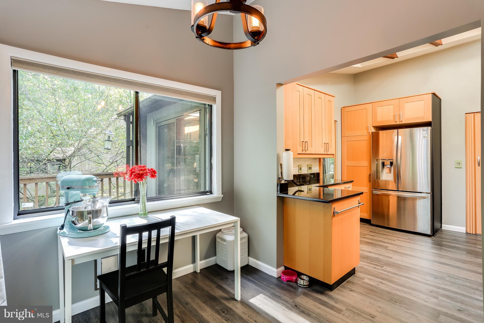 9514 Good Lion Road Columbia, MD 21045 - Photo 11 of 30 Spacious eating area