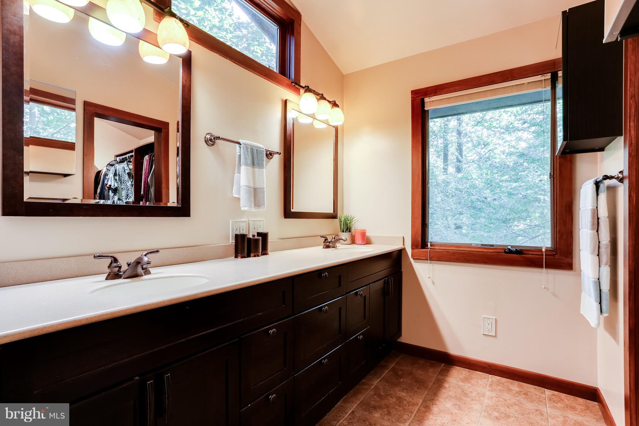 9514 Good Lion Road Columbia, MD 21045 - Photo 15 of 30 Double vanities