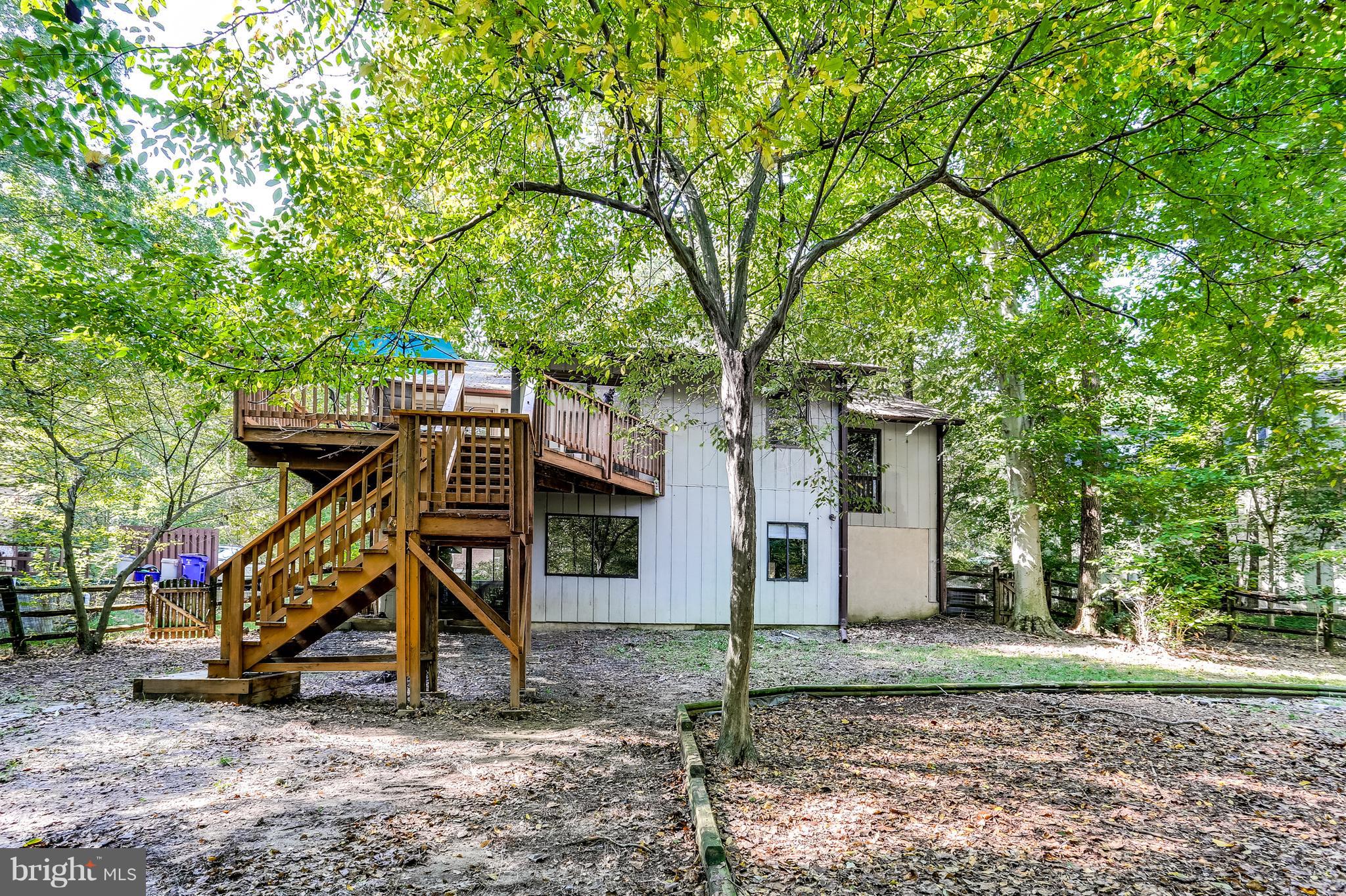 9514 Good Lion Road Columbia, MD 21045 - Photo 28 of 30 Secluded back yard