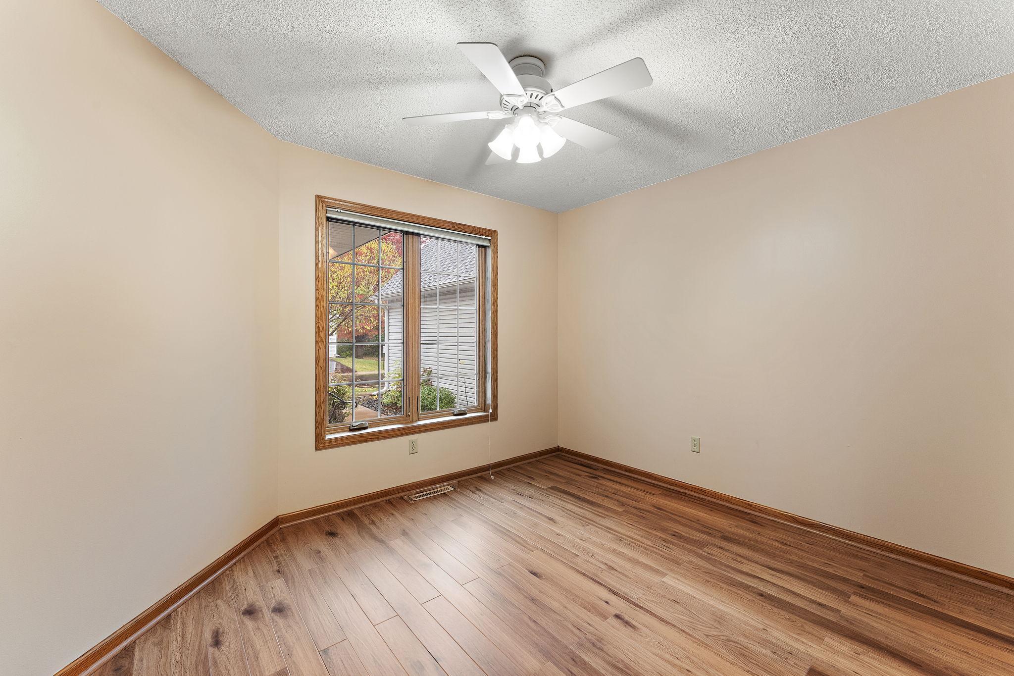 3434 Silver Lane Northeast St. Anthony, MN 55421 - Photo 19 of 37