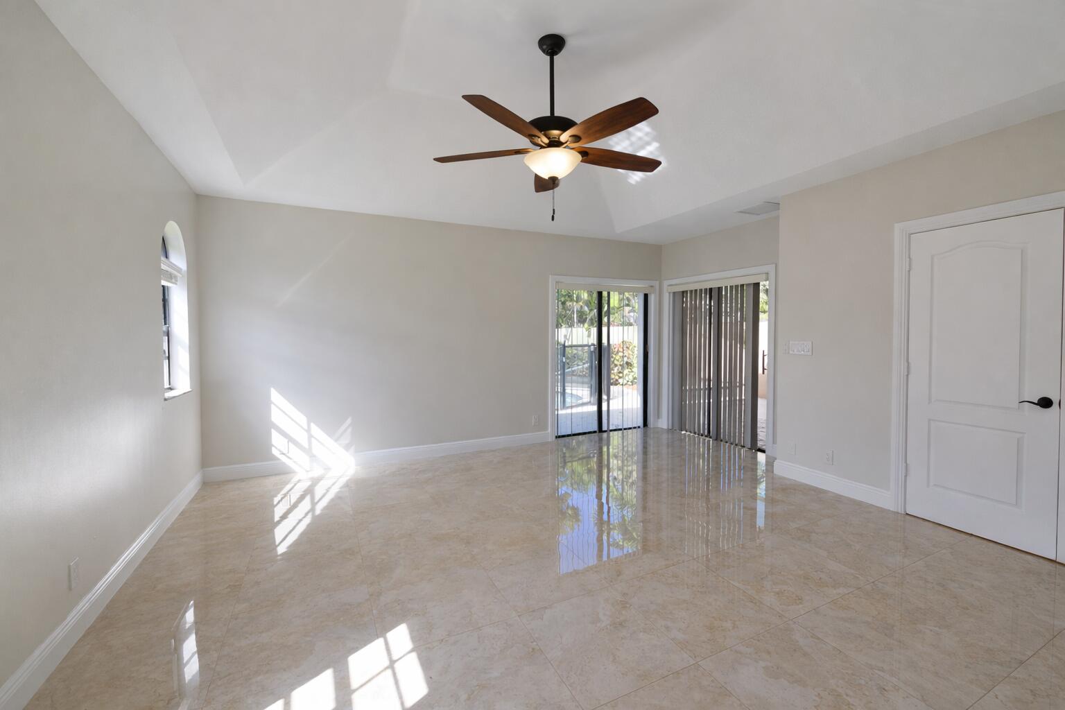9044 Villa Portofino Circle Boca Raton, FL 33496 - Photo 16 of 41 0cab0337-e01c-4803-a49e-4a39955aef9c