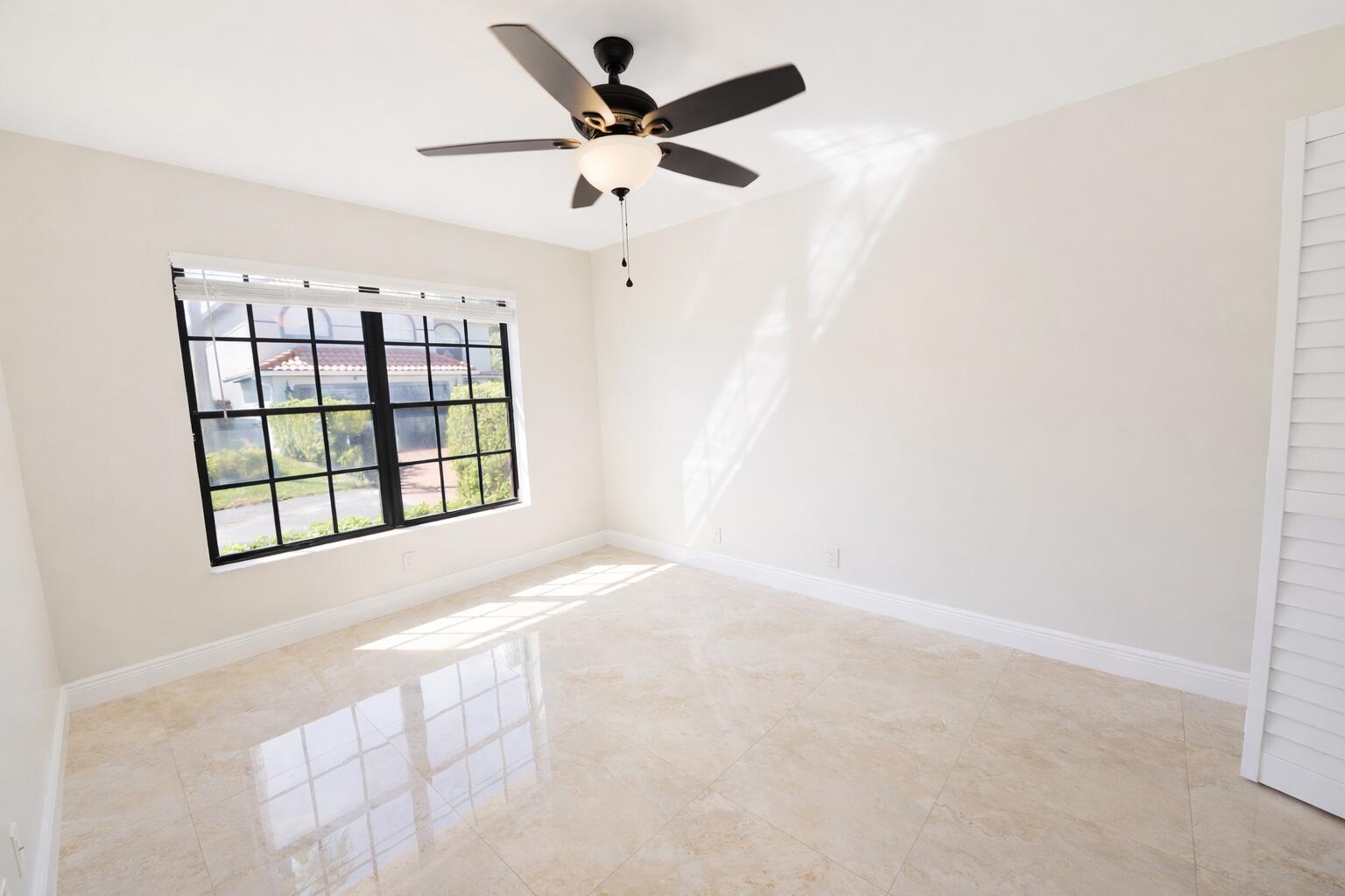 9044 Villa Portofino Circle Boca Raton, FL 33496 - Photo 30 of 41 e71c0d8e-cfbf-4427-a7ff-1a56d68bf6b6