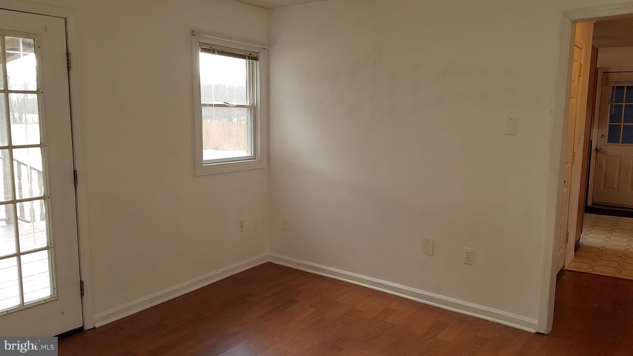 9083 Charles Town Road Ranson, WV 25438 - Photo 8 of 21 Living Room