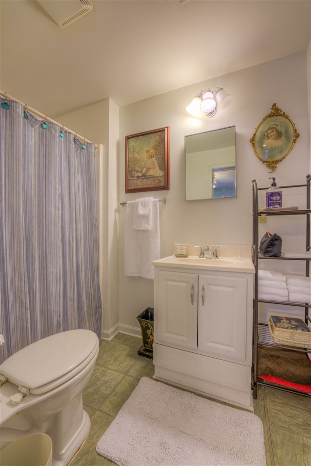 5067 Helene Road Memphis, TN 38117 - Photo 10 of 23