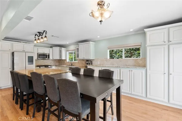 $1,249,900 | 6911 East 10th Street, Long Beach, CA 90815