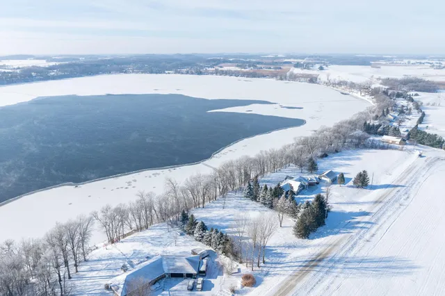 $269,900 | 48901 North Shore Road, Waterville, MN 56096