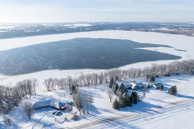 $269,900 | 48901 North Shore Road, Waterville, MN 56096