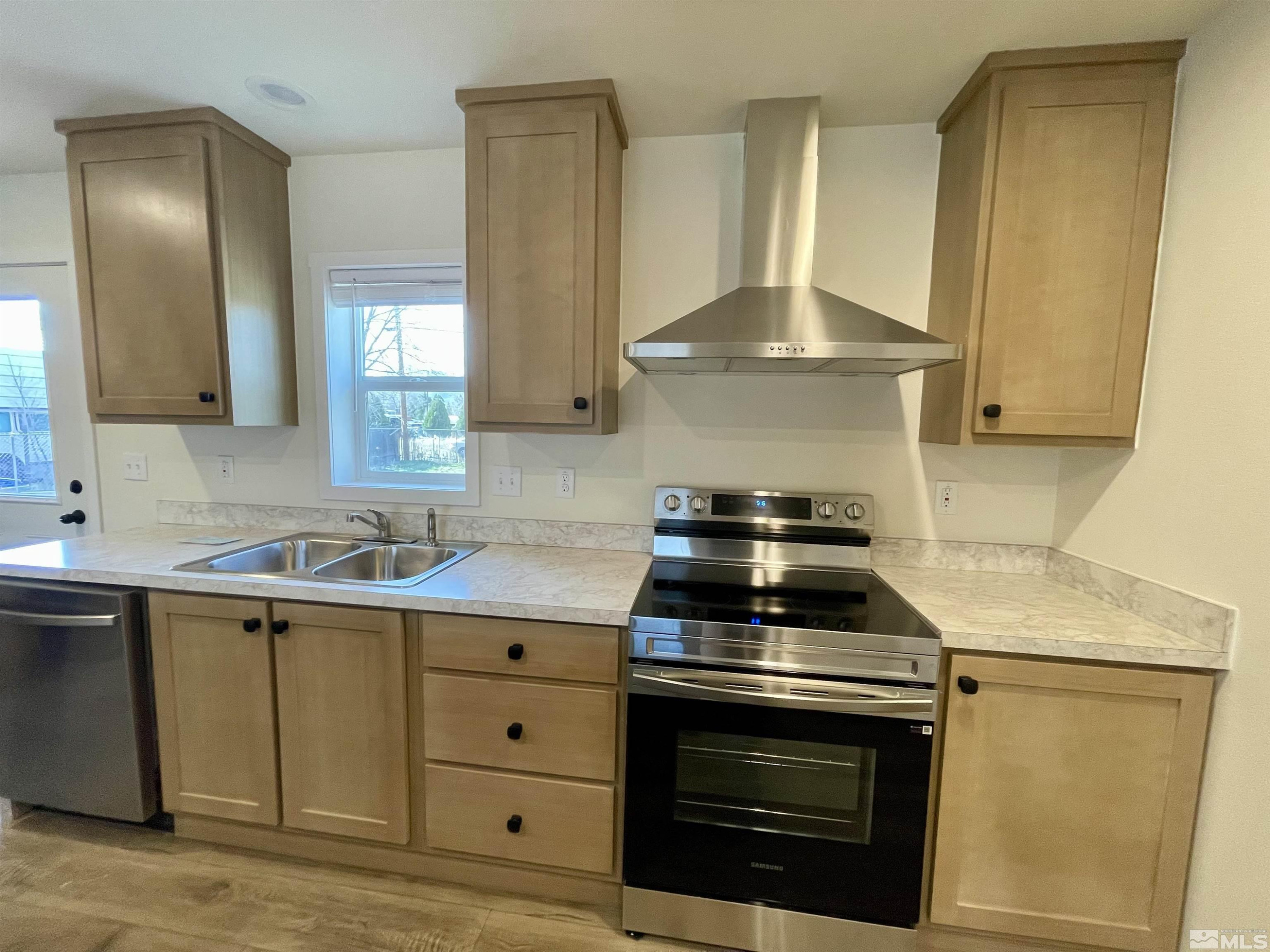 17820 Cold Springs Drive Reno, NV 89508 - Photo 11 of 35 Photo 11