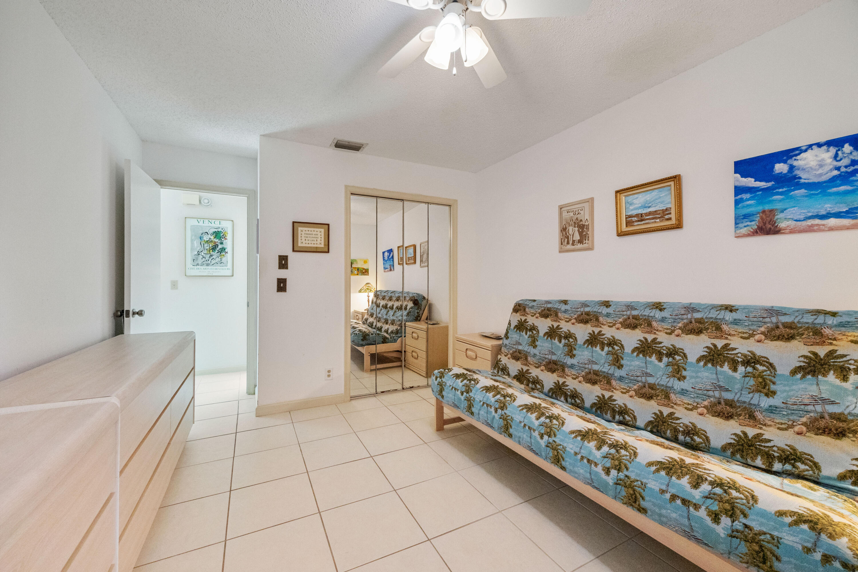 22 Ridge Pointe Drive, Unit C Boynton Beach, FL 33435 - Photo 16 of 25 Guest bedroom
