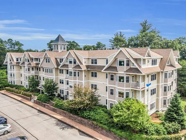 $530,000 | 2 Sterling Hill Lane, Unit 232, Exeter, NH 03833