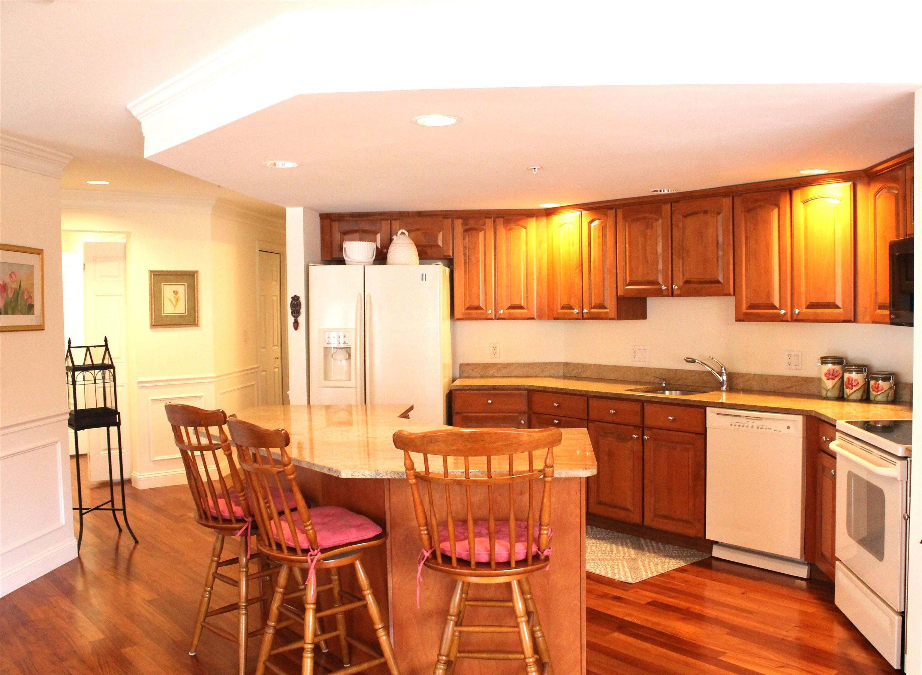 2 Sterling Hill Lane, Unit 232 Exeter, NH 03833 - Photo 9 of 35