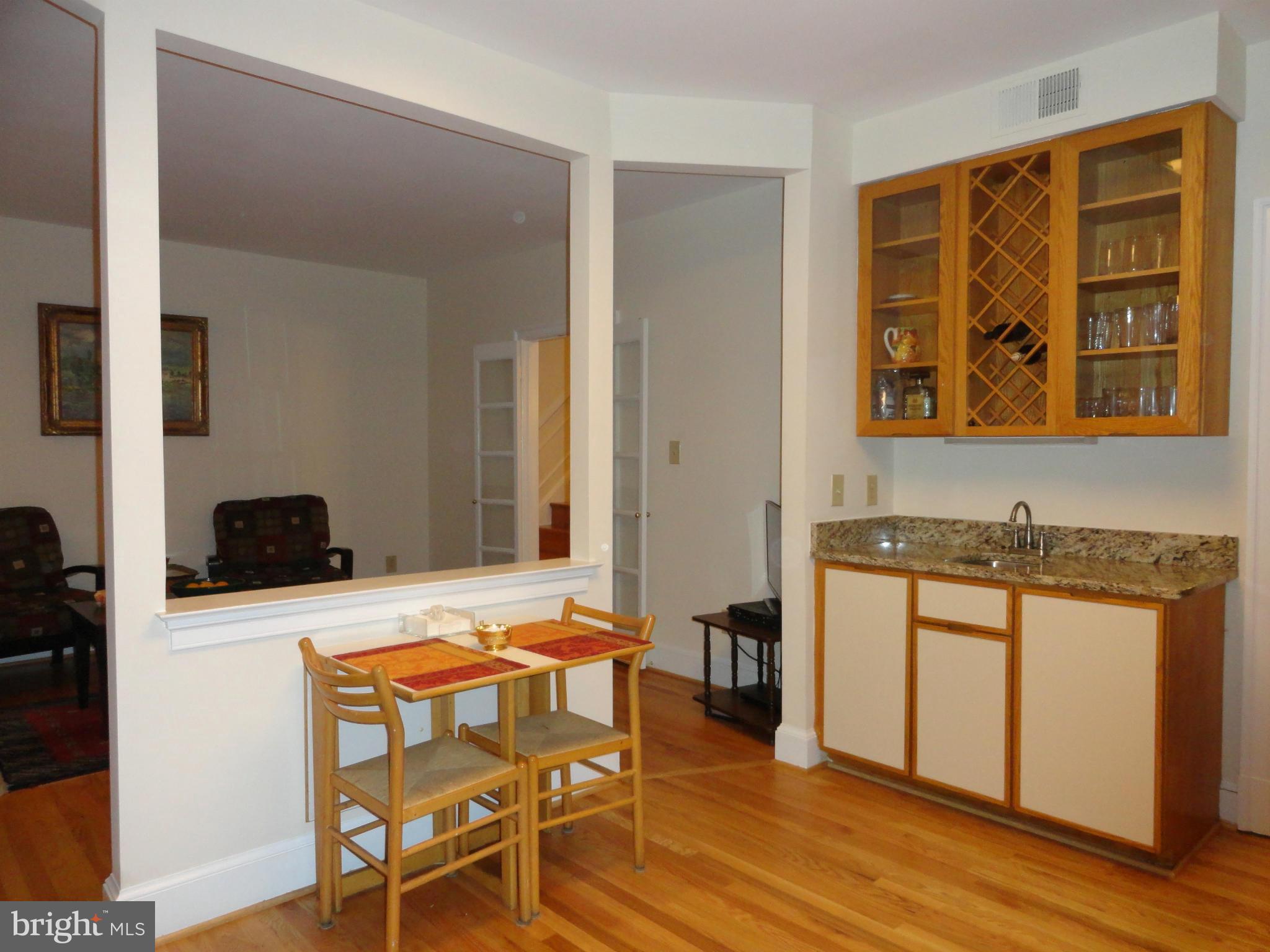 8015 Rising Ridge Road Bethesda, MD 20817 - Photo 13 of 30 Kitchen