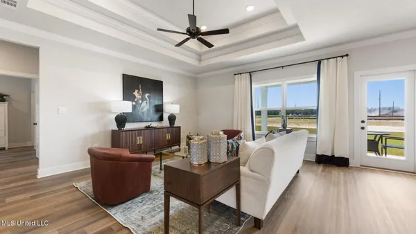 $420,900 | 6632 Palm Pointe Drive, Ocean Springs, MS 39564