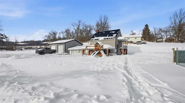 $199,900 | 100 Stella Street, Burgettstown, PA 15021