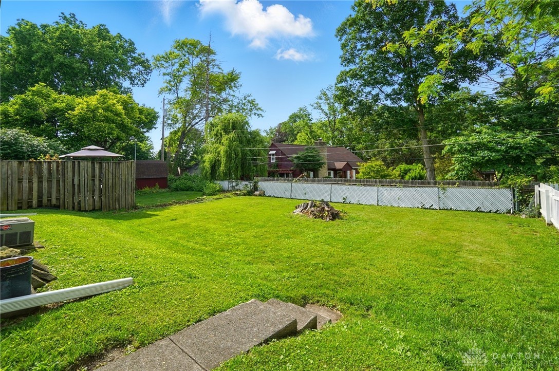 1437 Abingdon Road Kettering, OH 45409 - Photo 23 of 25