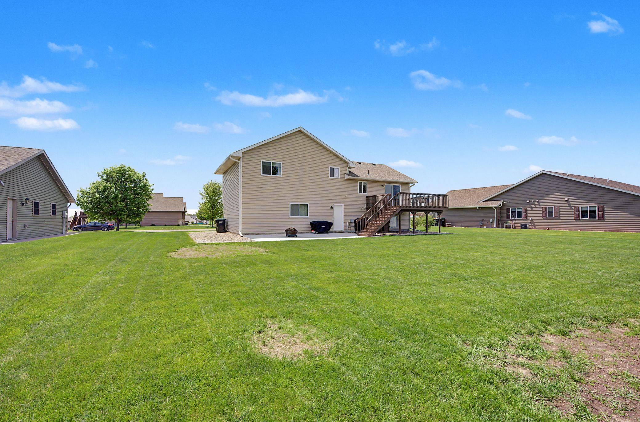 401 10th Street Southeast Freeport, MN 56331 - Photo 7 of 41