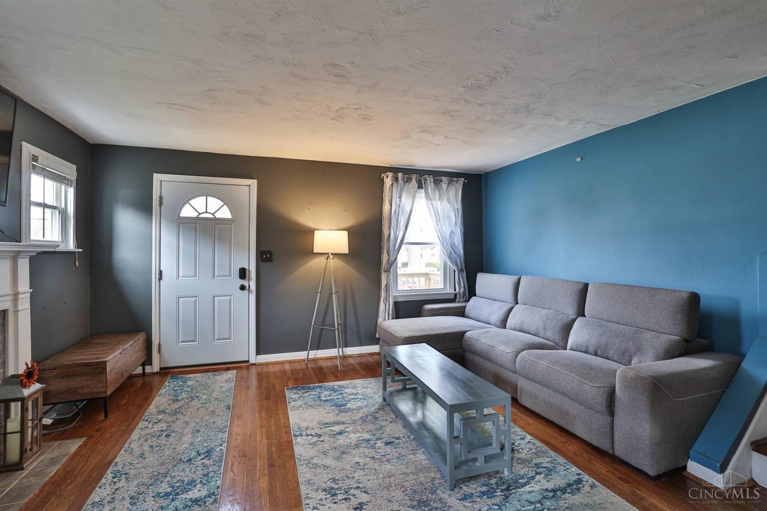 4555 Buxton Road Cincinnati, OH 45242 - Photo 4 of 25 Gallery Image 4