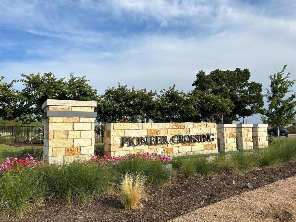 2212 Baugh Road Austin, TX 78754 - Photo 32 of 36 View of community / neighborhood sign