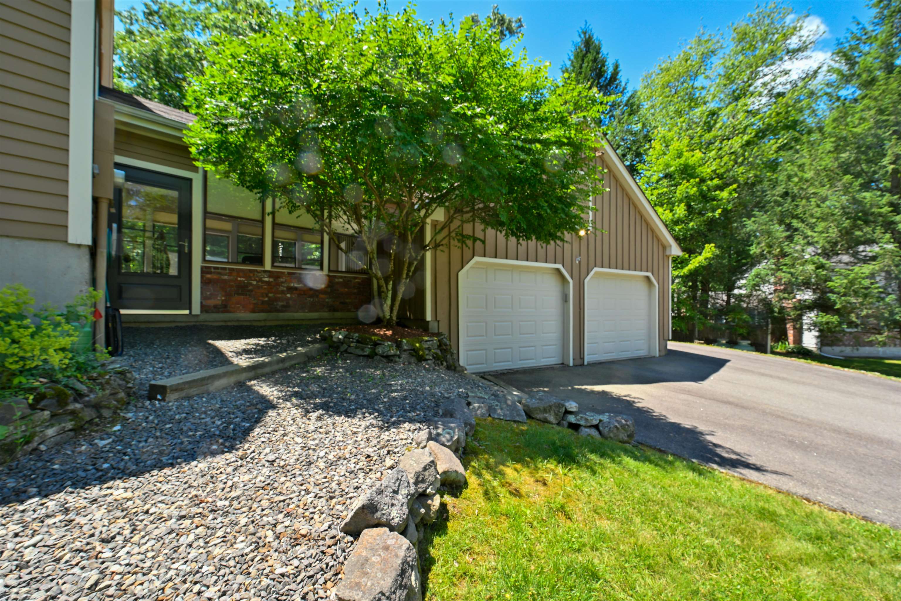 44 Berkley Street Merrimack, NH 03054 - Photo 4 of 60