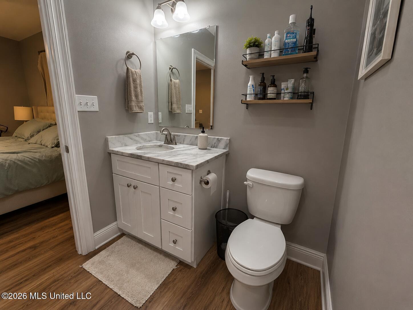 264 Forrest Avenue Biloxi, MS 39530 - Photo 12 of 15 bathroom