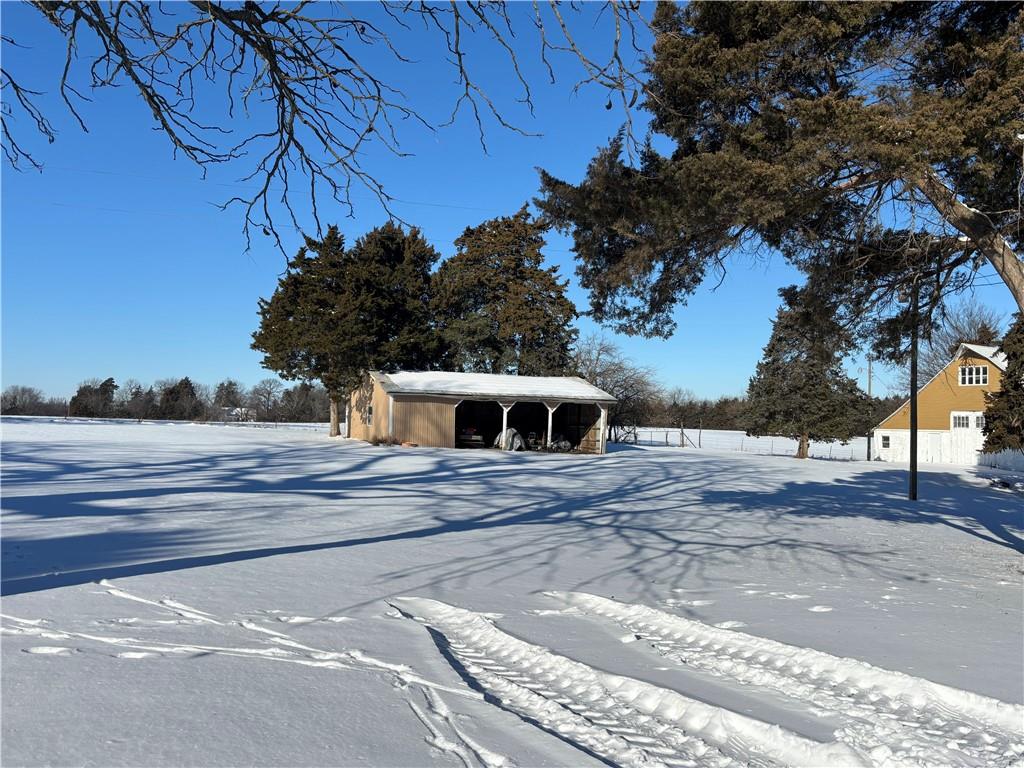 2569 Valley Road Fulton, KS 66738 - Photo 11 of 46