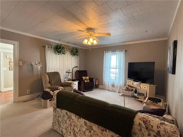 $575,000 | 2569 Valley Road, Fulton, KS 66738