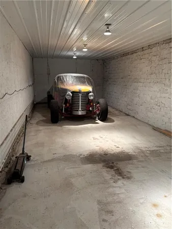 $575,000 | 2569 Valley Road, Fulton, KS 66738