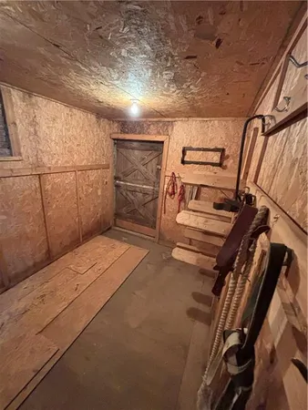 $575,000 | 2569 Valley Road, Fulton, KS 66738