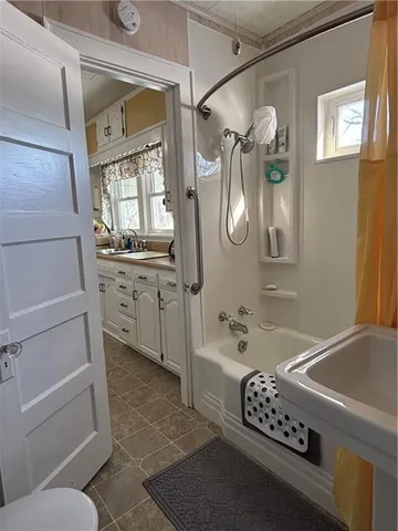 $575,000 | 2569 Valley Road, Fulton, KS 66738