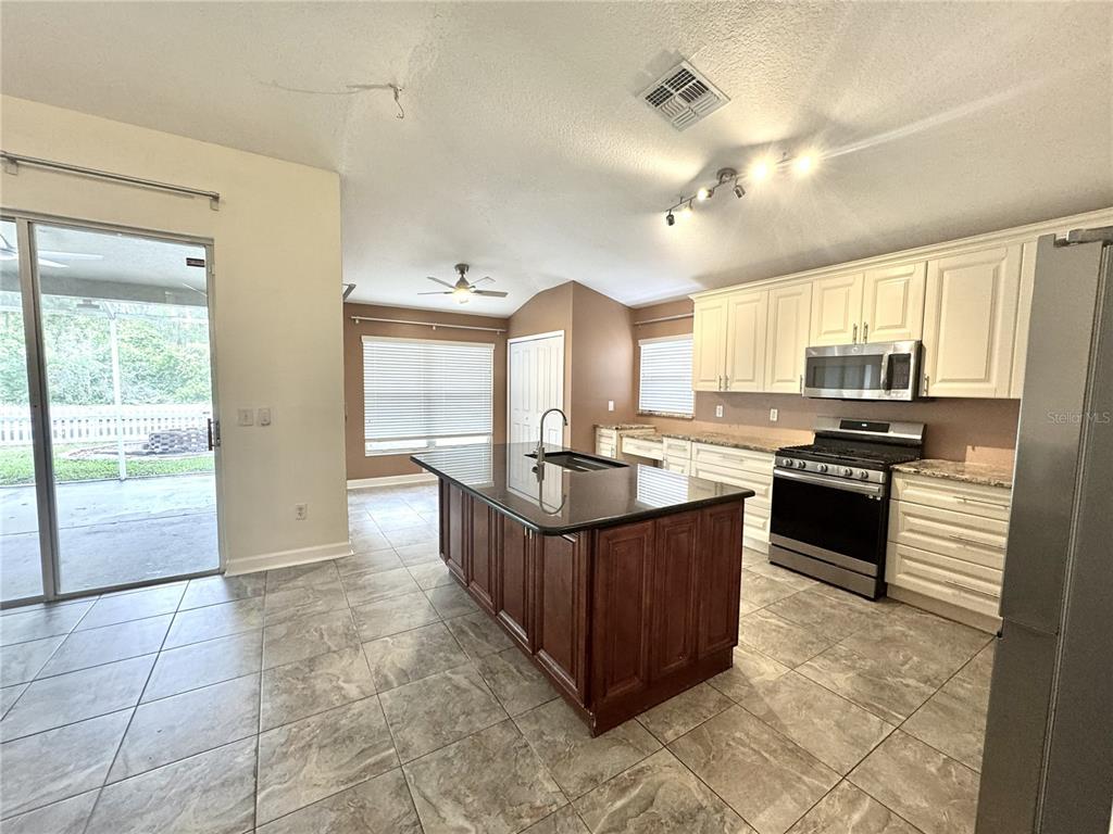 30630 Nickerson Loop Wesley Chapel, FL 33543 - Photo 16 of 30