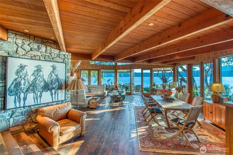 a view of outdoor space yard and patio