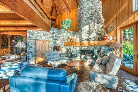 a table and chairs in front of a building