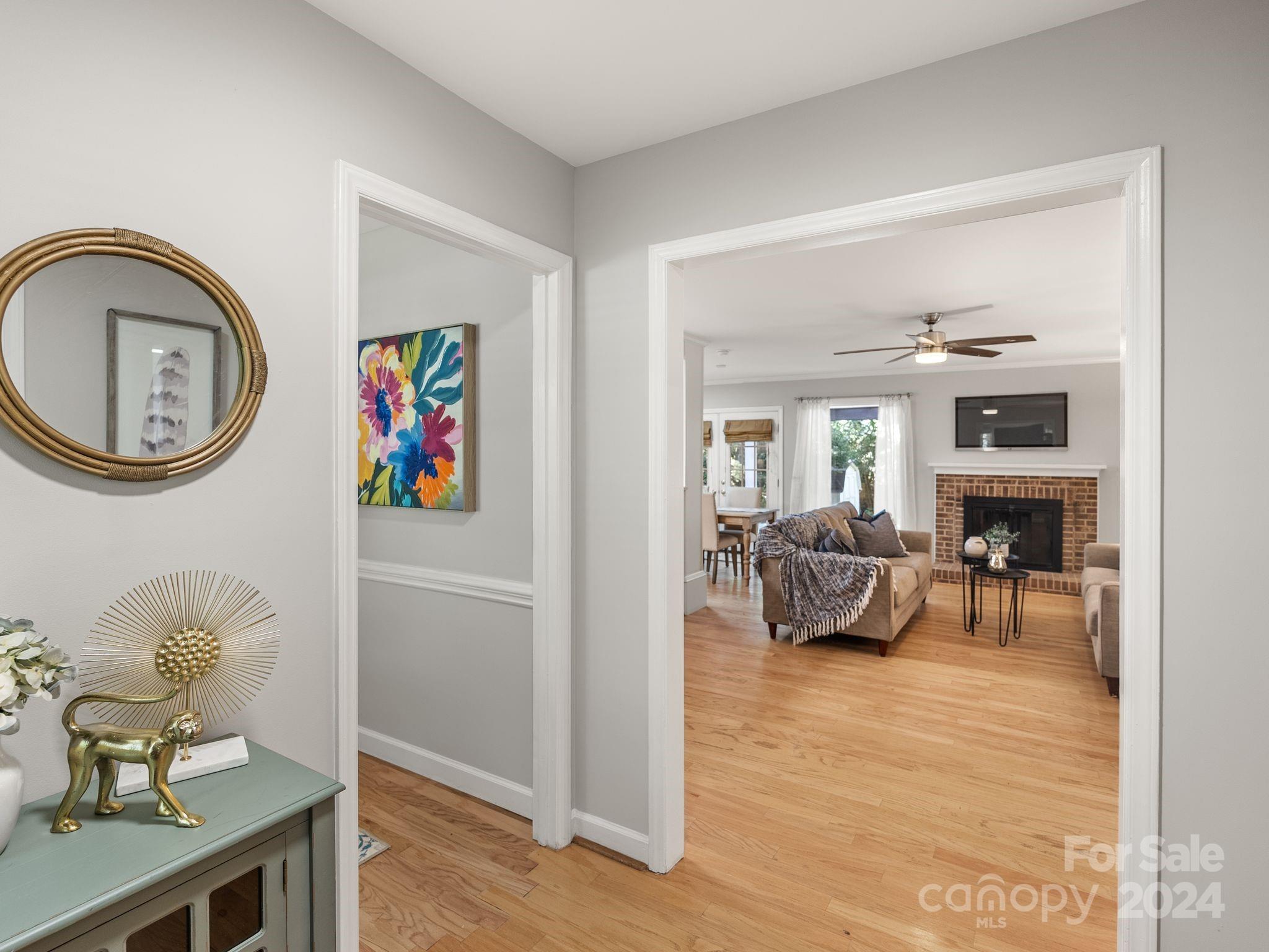 9702 Watergate Road Charlotte, NC 28270 - Photo 6 of 38 Gallery Image 6