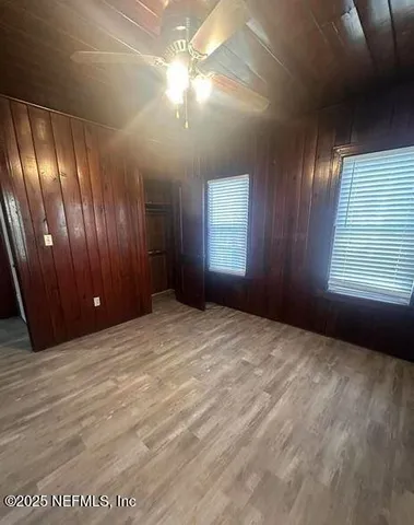 $1,550 | 1720 1st Street South, Unit 4, Jacksonville Beach, FL 32250