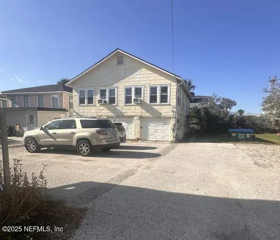 $1,550 | 1720 1st Street South, Unit 4, Jacksonville Beach, FL 32250