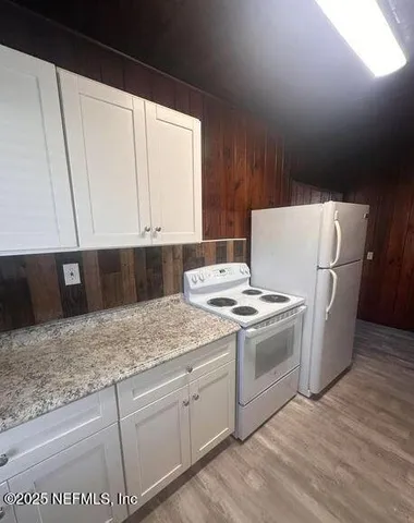 $1,550 | 1720 1st Street South, Unit 4, Jacksonville Beach, FL 32250