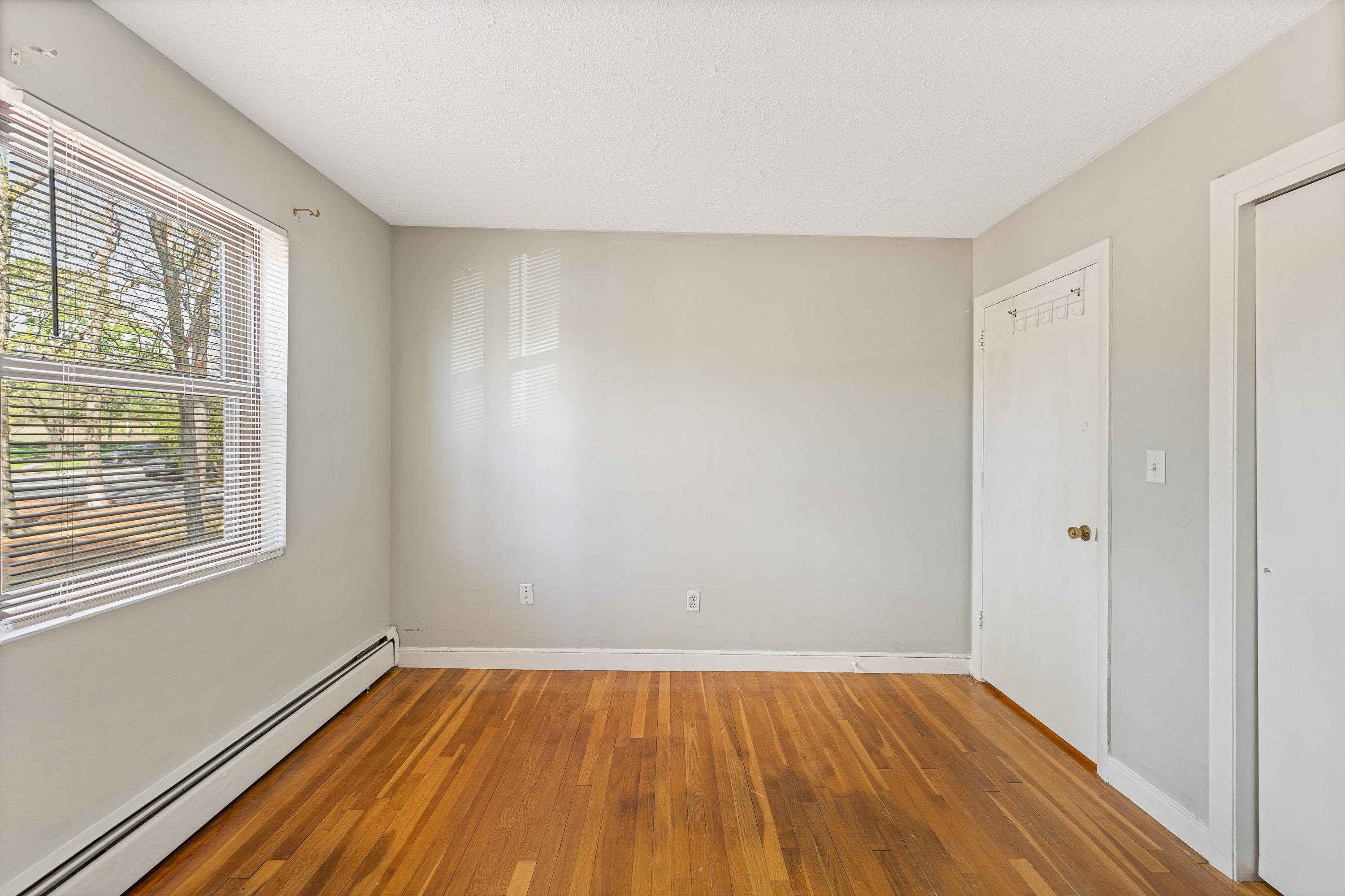 4 Brook Road, Unit 8 Salem, NH 03079 - Photo 14 of 29